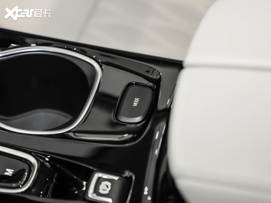 2020S 652T AvenirS