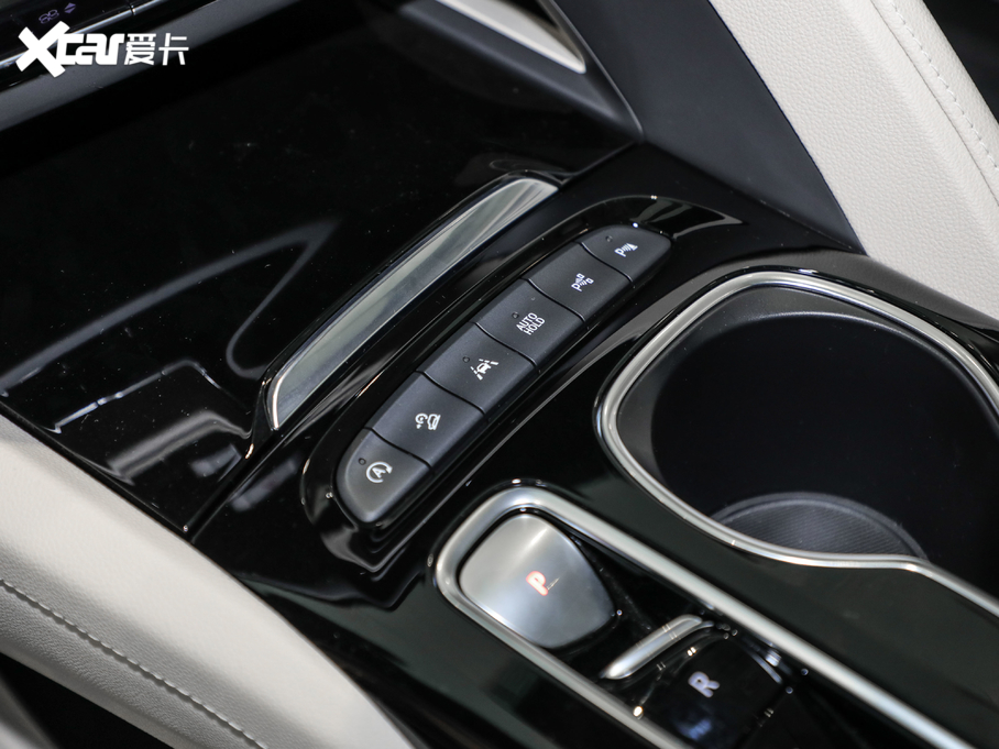 2020S 652T AvenirS