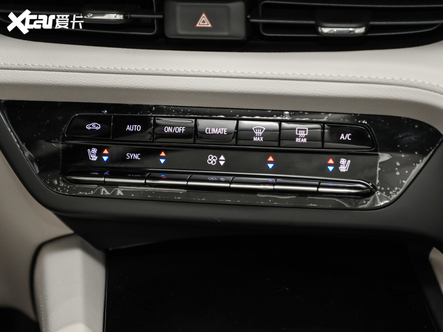 2020S 652T (q)AvenirS