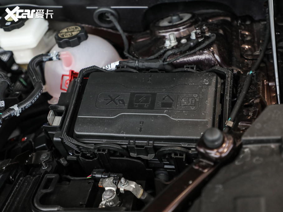 2020S 652T (q)AvenirS