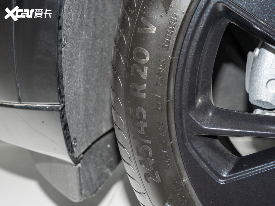 2020�����S 652T �������S�\�Ӱ�