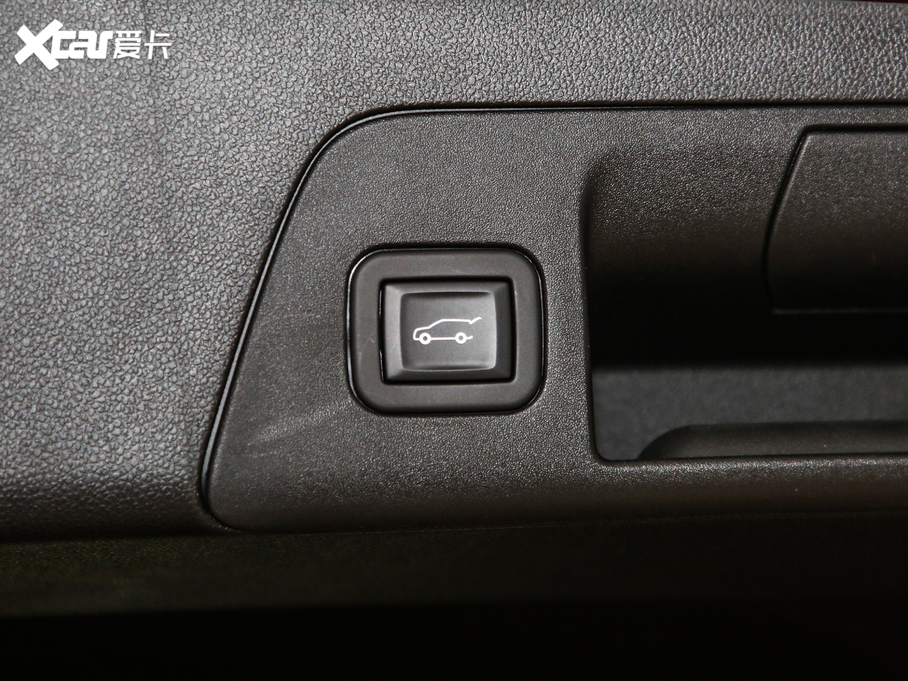 2020�����S 652T �����A�� 