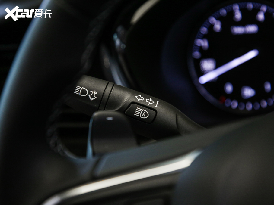 2020�����S 652T �����A�� 