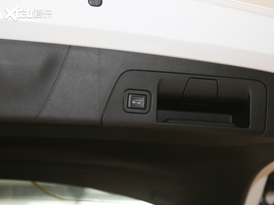 2020�����S 652T �����A�� 