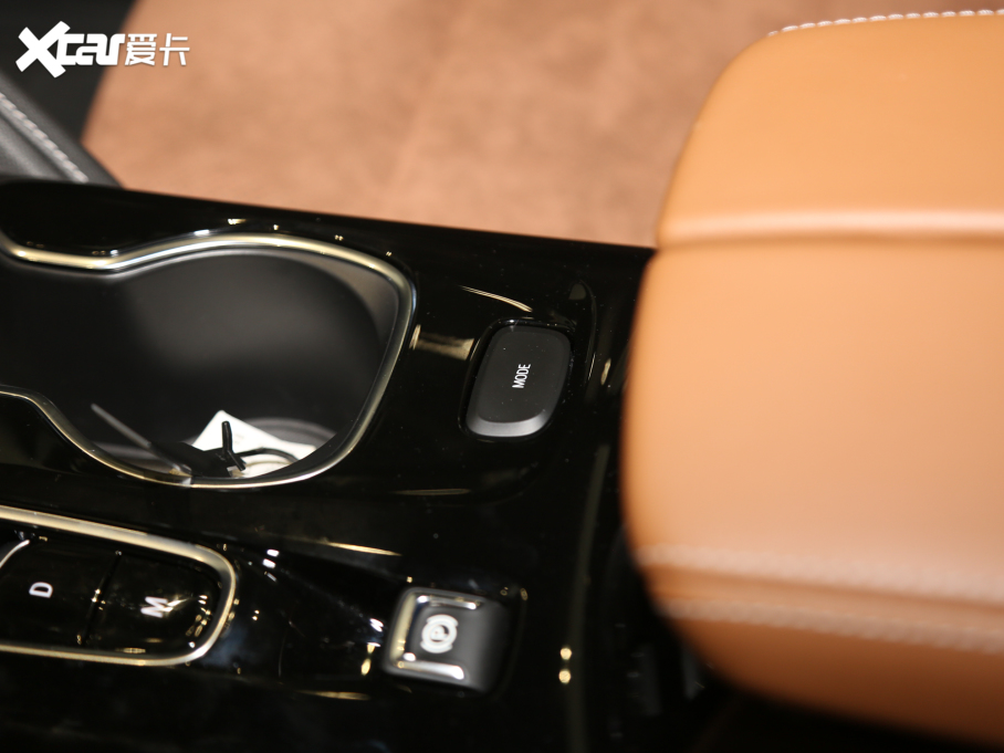 2020�����S 652T �����A�� 