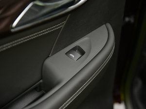 2020652T AvenirS п؅^