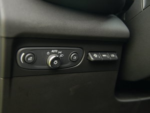 2020652T AvenirS п؅^