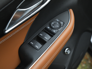 2020652T (q)A  {܇ƅ^(q)	