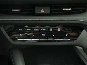 2020652T (q)A  {(dio){(dio)(ji)