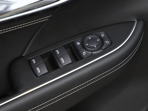 2020652T 򌾫Ӣ  {܇ƅ^	