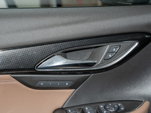 2020652T (q)S\(yn)(dng) g