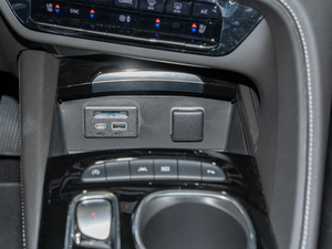 2020652T (q)S\Ӱ п؅^(q)