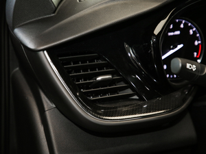 2020652T (q)A  п؅^(q)