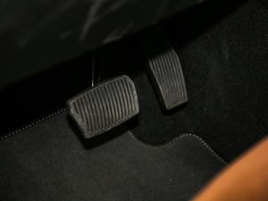 2020652T (q)A  п؅^(q)