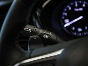 2020652T (q)A  п؅^(q)