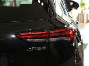 2020款652T 四驱豪华型 尾灯