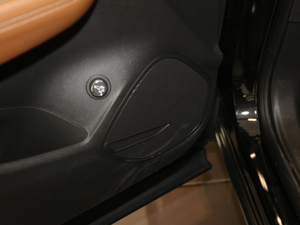 2020652T (q)A п؅^(q)