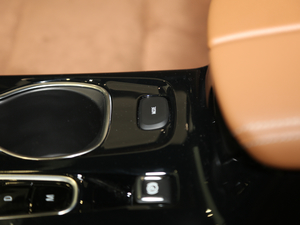 2020652T (q)A п؅^(q)