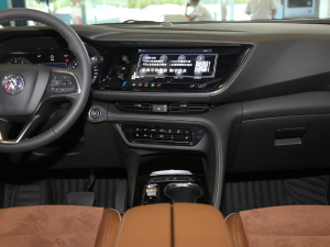 2020款652T 两驱豪华型  中控台