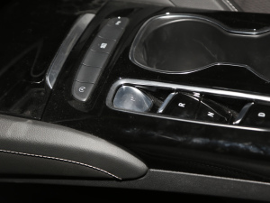 2020652T 򌾫Ӣ  п؅^