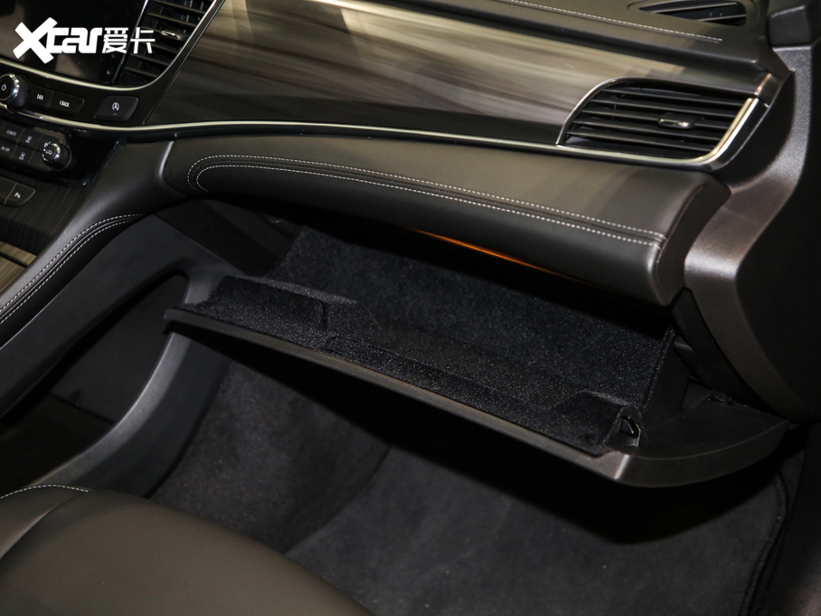 2021���Խ 652T ���A��