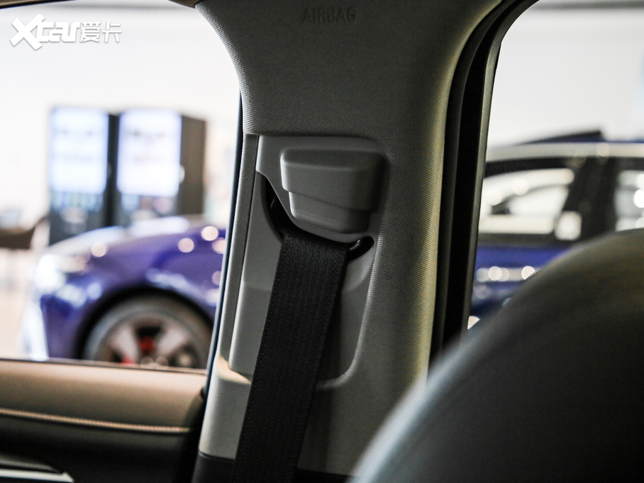 2021���Խ 652T ���A��