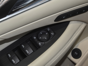 2021Ŀ AvenirS  п؅^