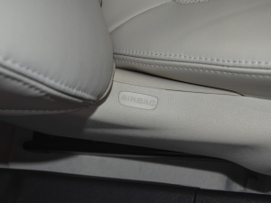 2021Ŀ AvenirS  п؅^