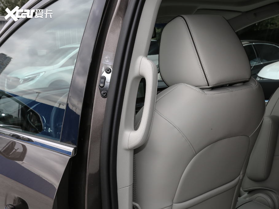 2021��e��GL8 652T ���A�͸�����