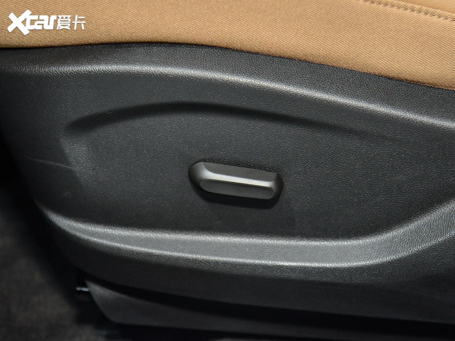 2021eGL6 323T pӻF