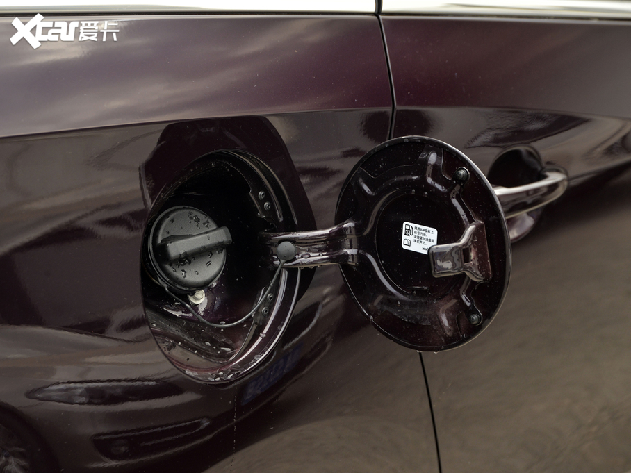 2021eGL6 323T pӻF