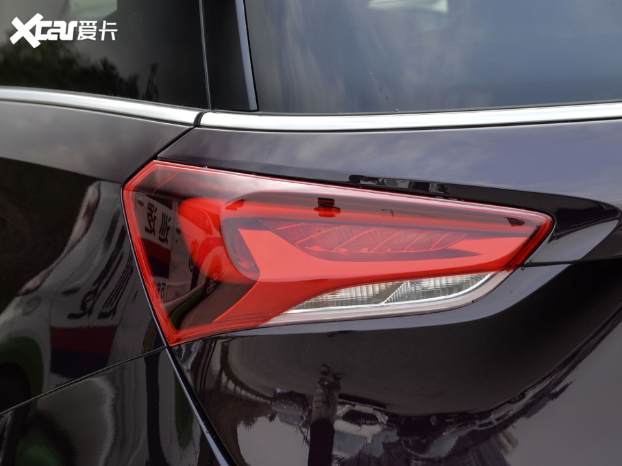 2021eGL6 323T pӻF