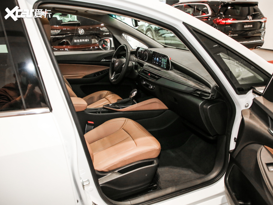 2021eGL6 323T pӻA