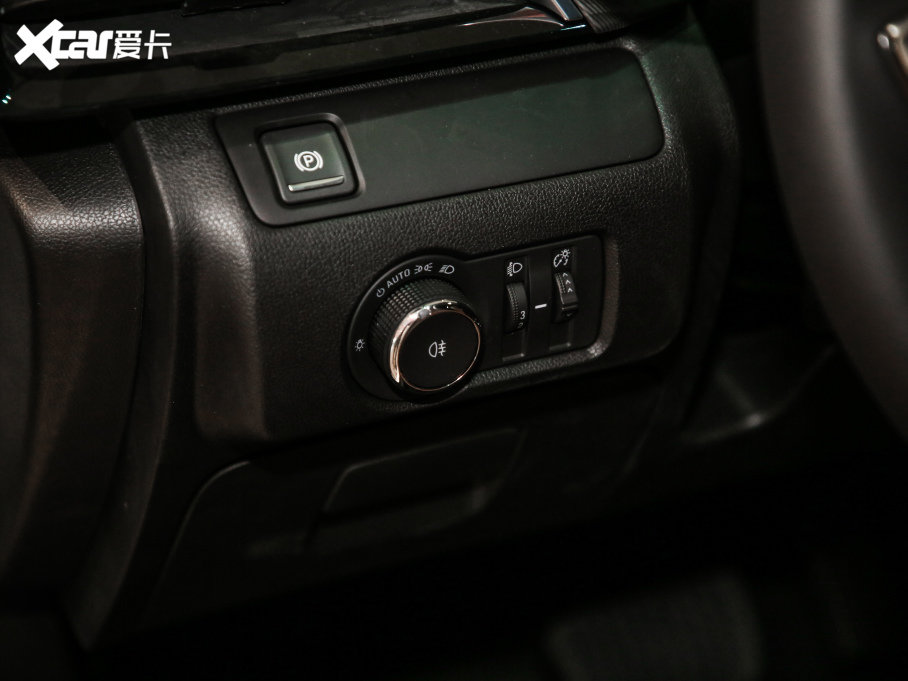 2021eGL6 323T pӻA