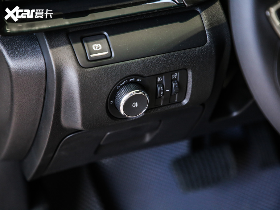 2021eGL6 323T pӻӢ