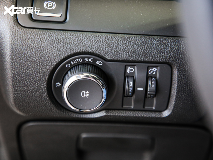 2021eGL6 323T pӻӢ