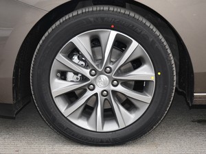 2021款323T 轻混动互联豪华型 轮圈