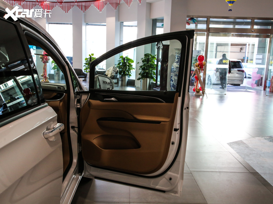 2021��e��GL8 ES��� 653T �ǻۺ��A��