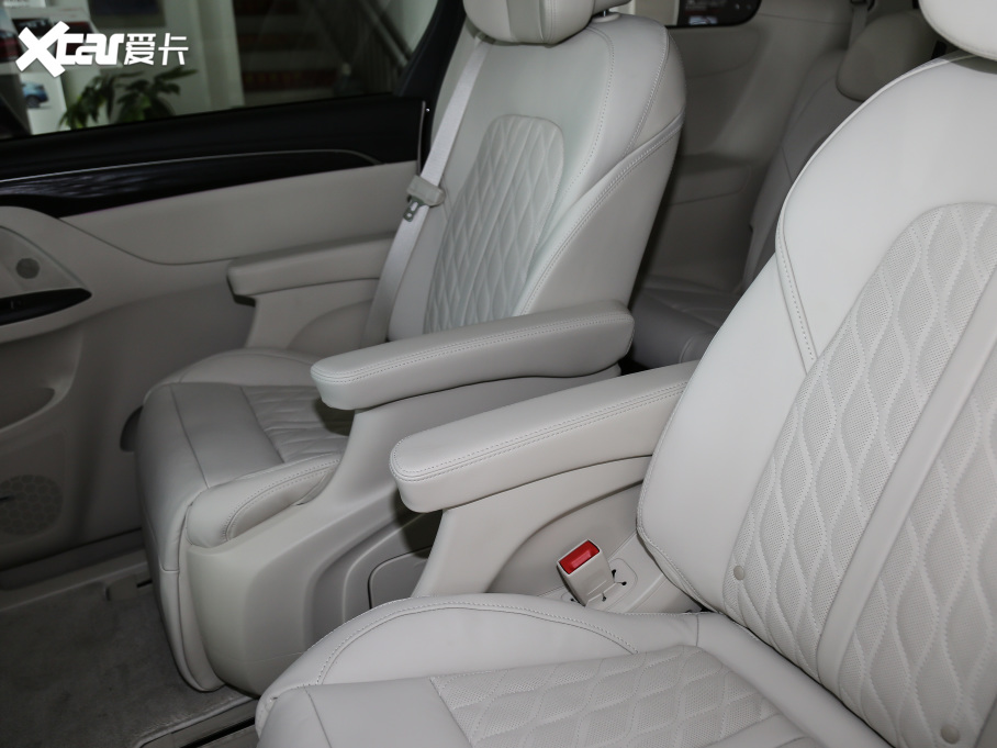 2021eGL8 ES AvenirS HY