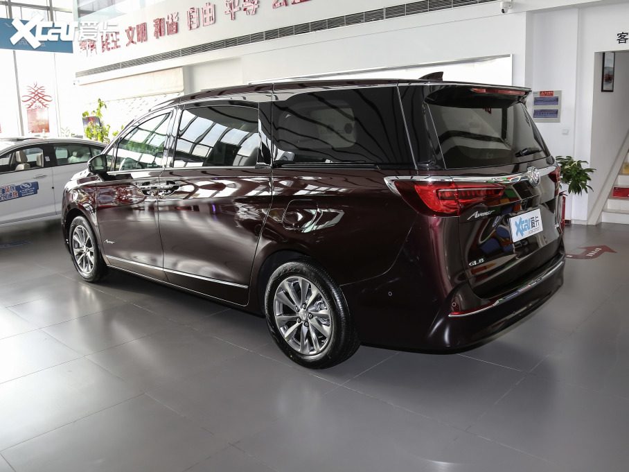 2021eGL8 ES AvenirS tY