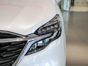2021款653T 智慧豪华型 大灯