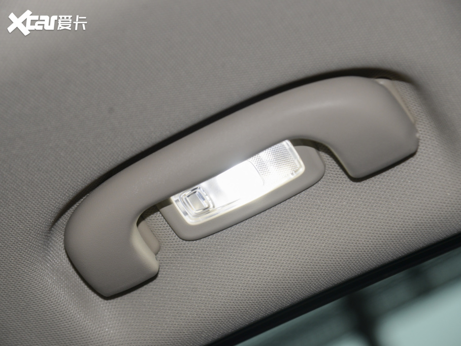 2022S 552T 򌾫Ӣ