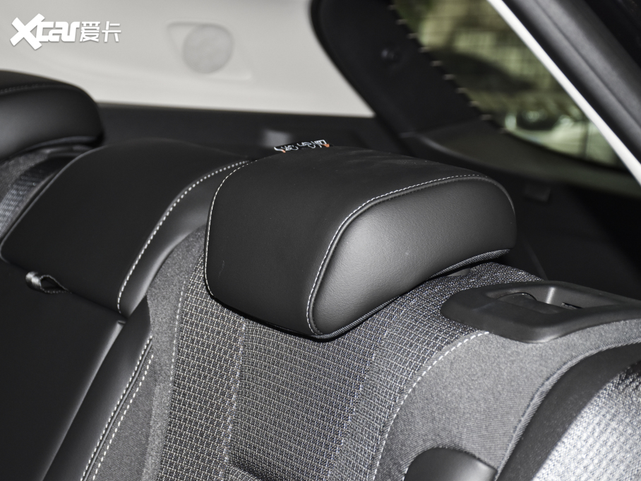 2022S Ŀ 552T 򌾫Ӣ