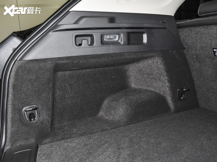 2022S Ŀ 552T 򌾫Ӣ