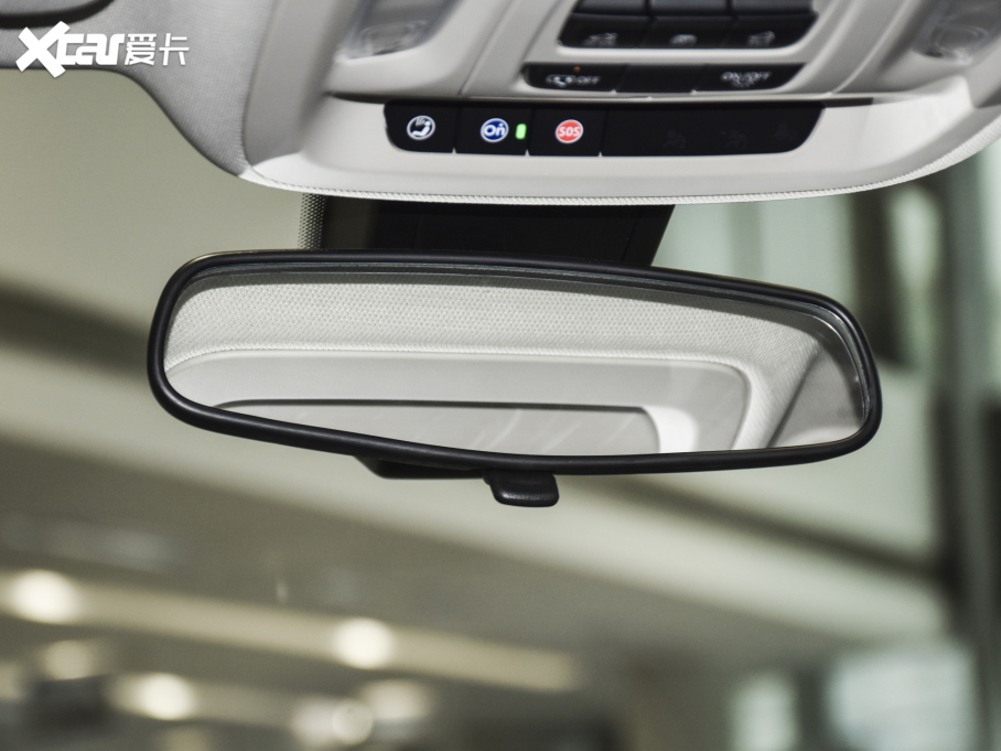 2022S Ŀ 552T 򌾫Ӣ