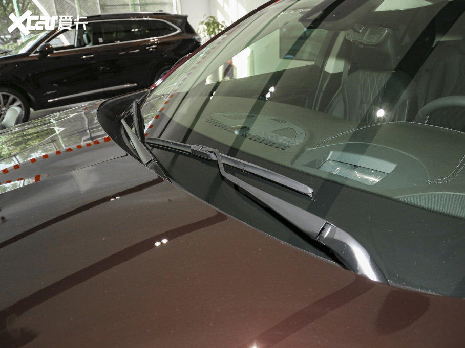 2022S Ŀ (q) AvenirS