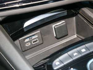 2022552T (q)A п؅^(q)