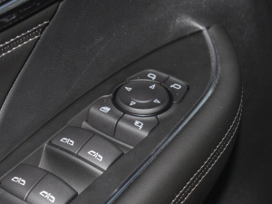 2022552T 򌾫Ӣ п؅^