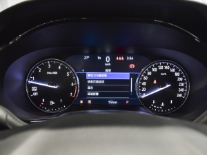 2022Ŀ 552T (q)Ӣ п؅^(q)