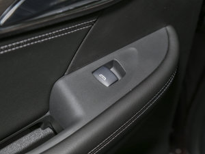 2022Ŀ (q) AvenirS ܇ƅ^(q)